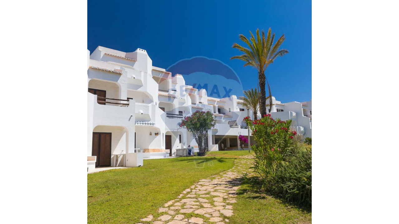 Armazém para Venda em Albufeira e Olhos de Água