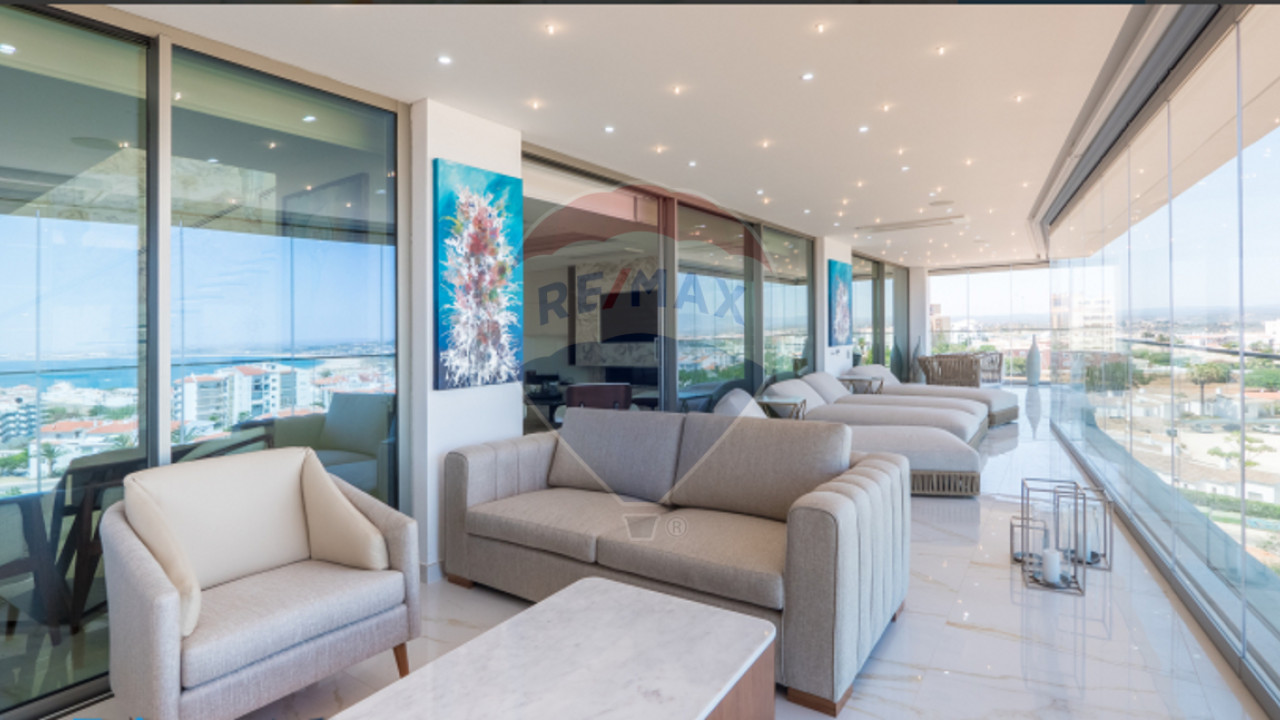 Apartamento T4 para Venda em Lagos (São Sebastião e Santa Maria) Foto 11