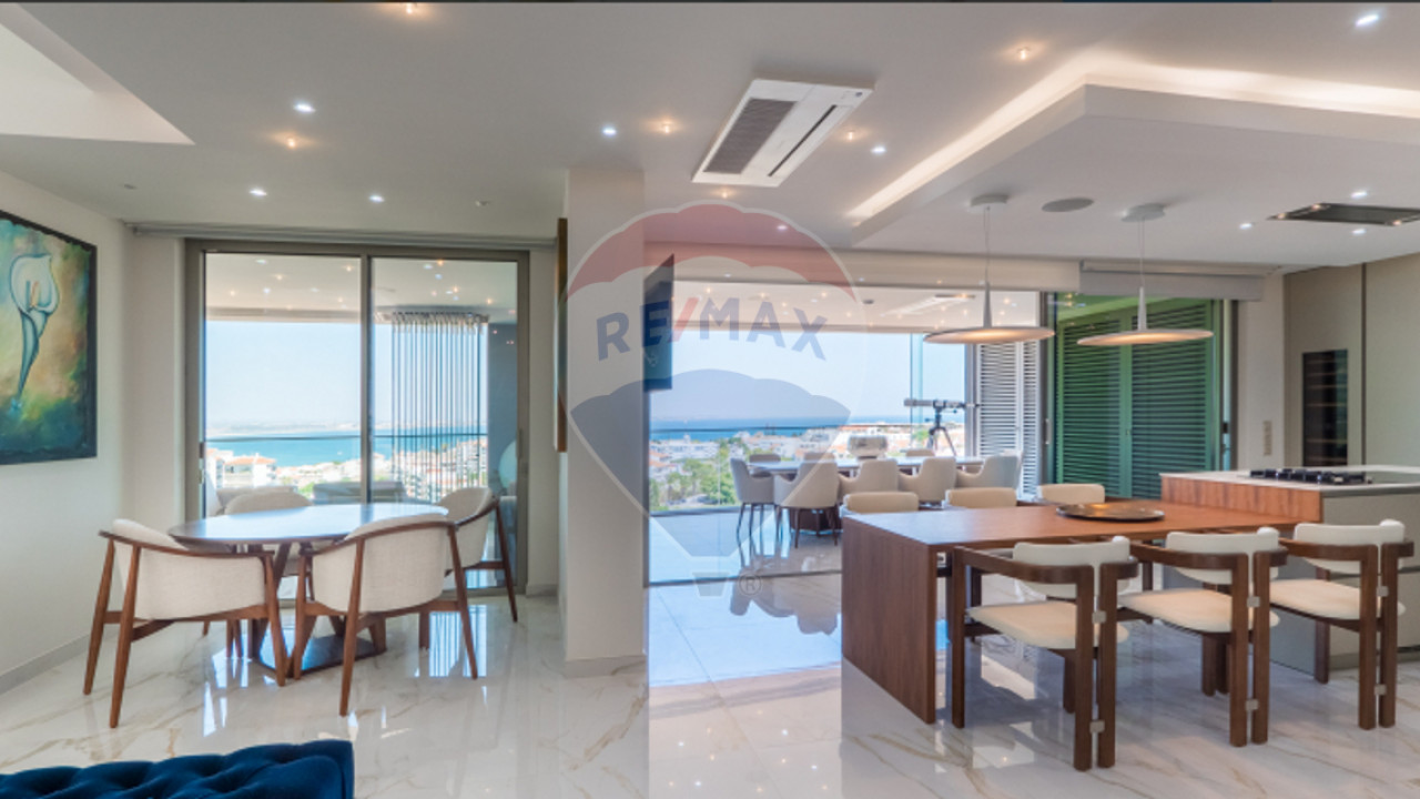 Apartamento T4 para Venda em Lagos (São Sebastião e Santa Maria) Foto 4