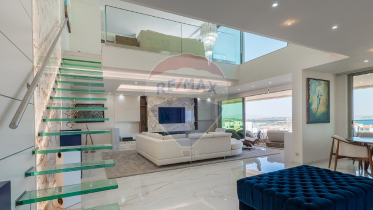 Apartamento T4 para Venda em Lagos (São Sebastião e Santa Maria) Foto 1