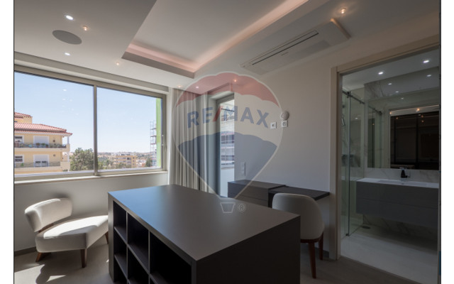 Apartamento T4 para Venda em Lagos (São Sebastião e Santa Maria)