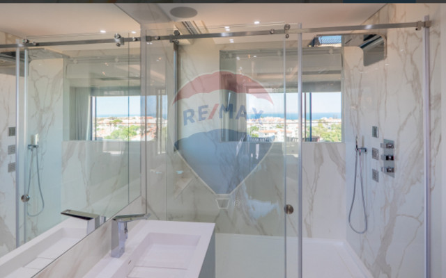 Apartamento T4 para Venda em Lagos (São Sebastião e Santa Maria)
