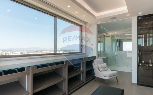 Apartamento T4 para Venda em Lagos (São Sebastião e Santa Maria)