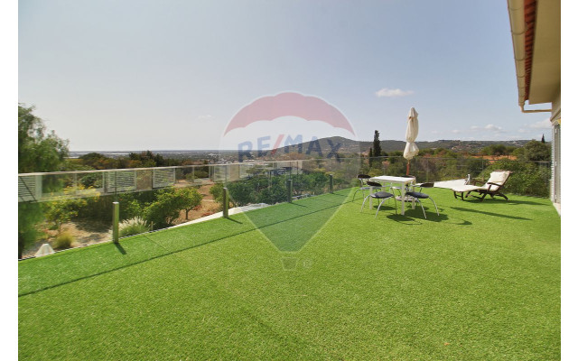 Moradia T5 para Venda em Conceição e Estoi