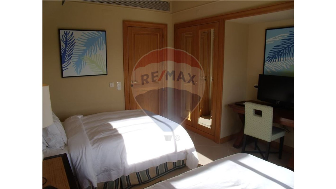 Apartamento T2 para Venda em Albufeira e Olhos de Água Foto 24