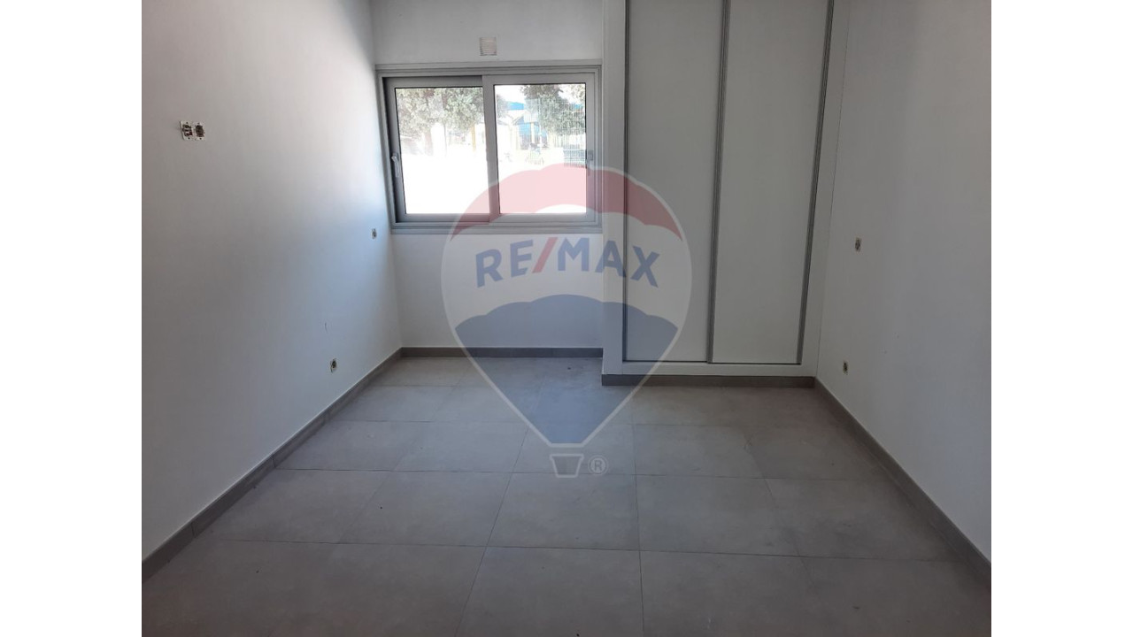 Apartamento T2 para Venda em Albufeira e Olhos de Água Foto 8