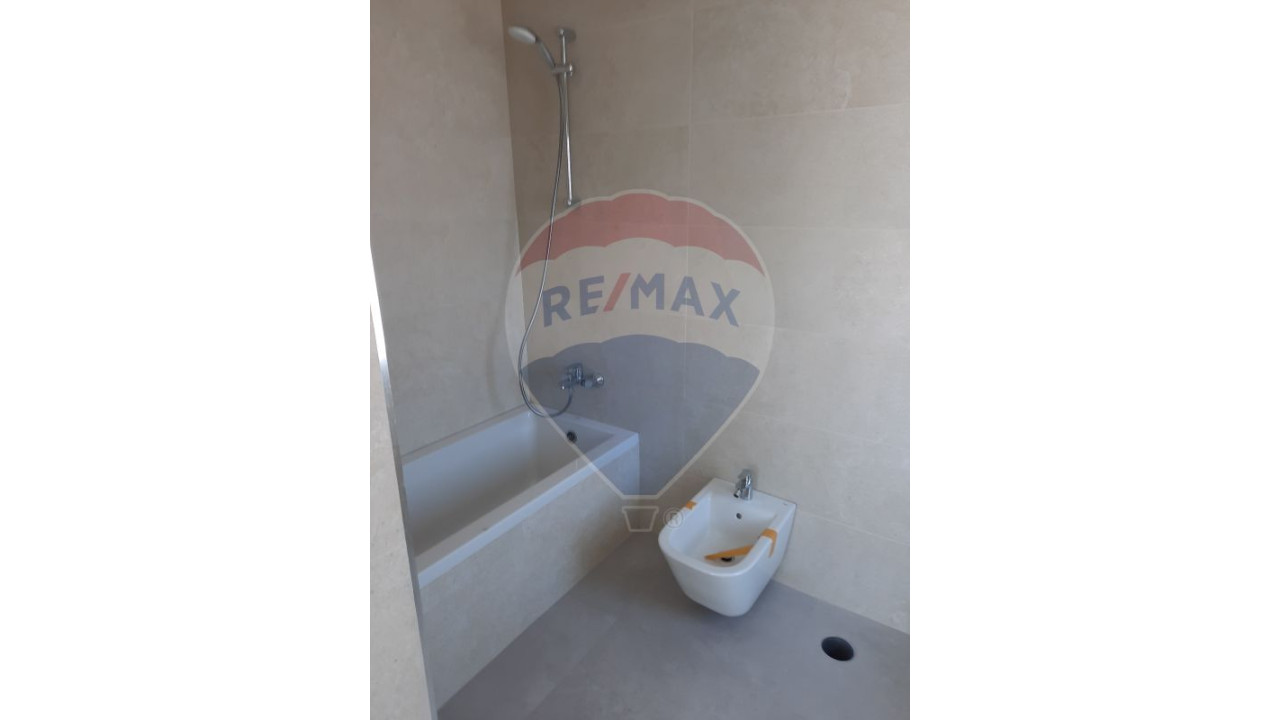 Apartamento T2 para Venda em Albufeira e Olhos de Água Foto 23