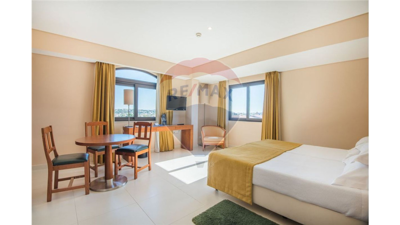 Apartamento T1 para Venda em Guia Foto 32