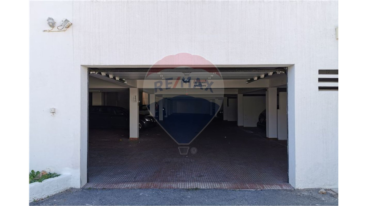 Garagem para Venda em Albufeira e Olhos de Água Foto 4