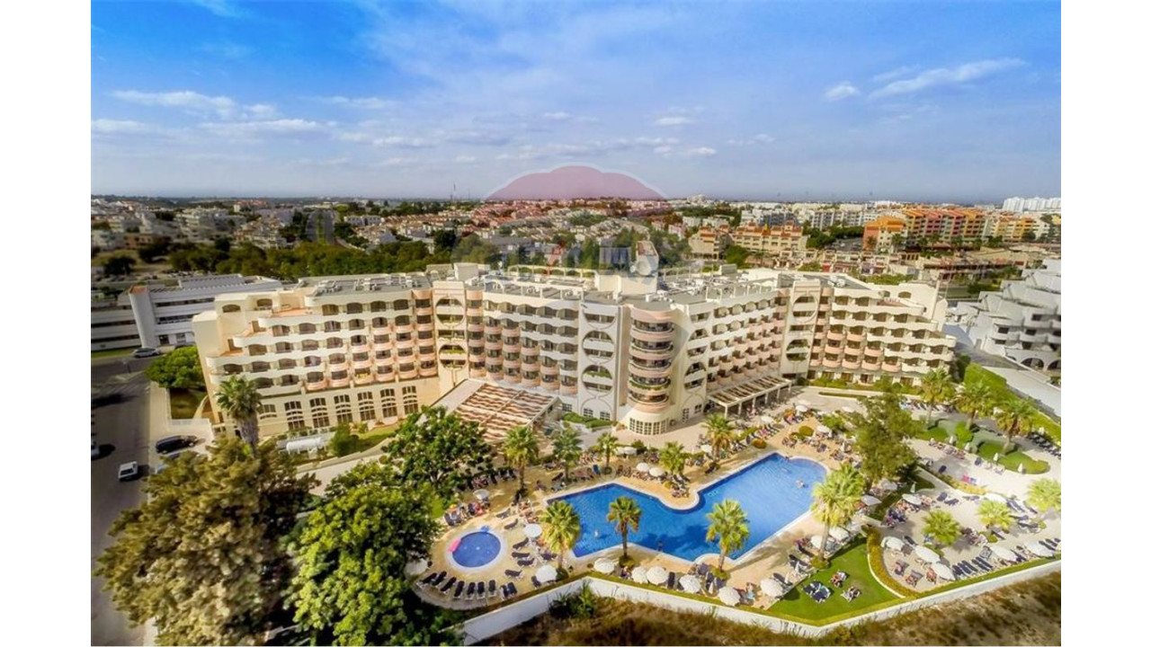 Apartamento T1 para Arrendamento em Guia Foto 12