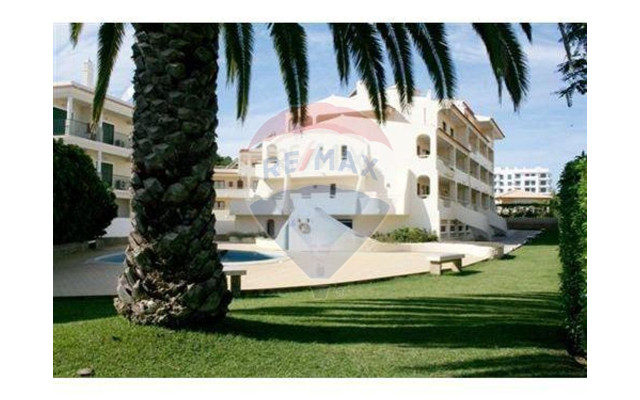 Negócio para Venda em Albufeira e Olhos de Água