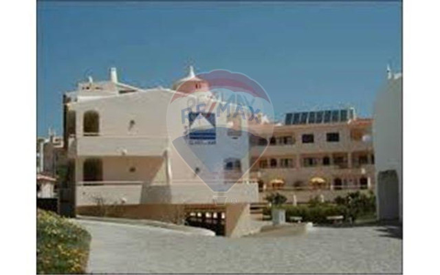 Negócio para Venda em Albufeira e Olhos de Água