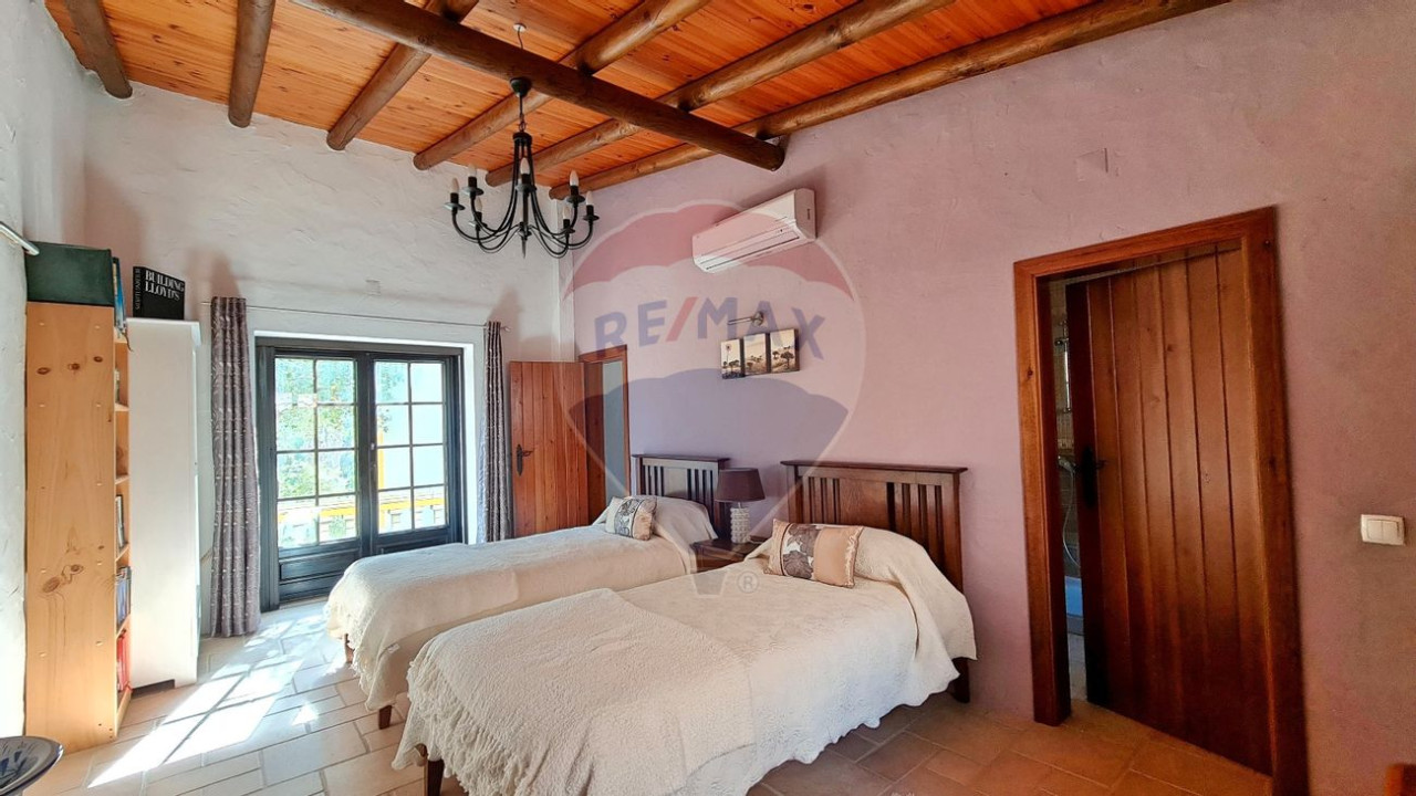 Moradia T6 para Venda em São Barnabe Foto 30