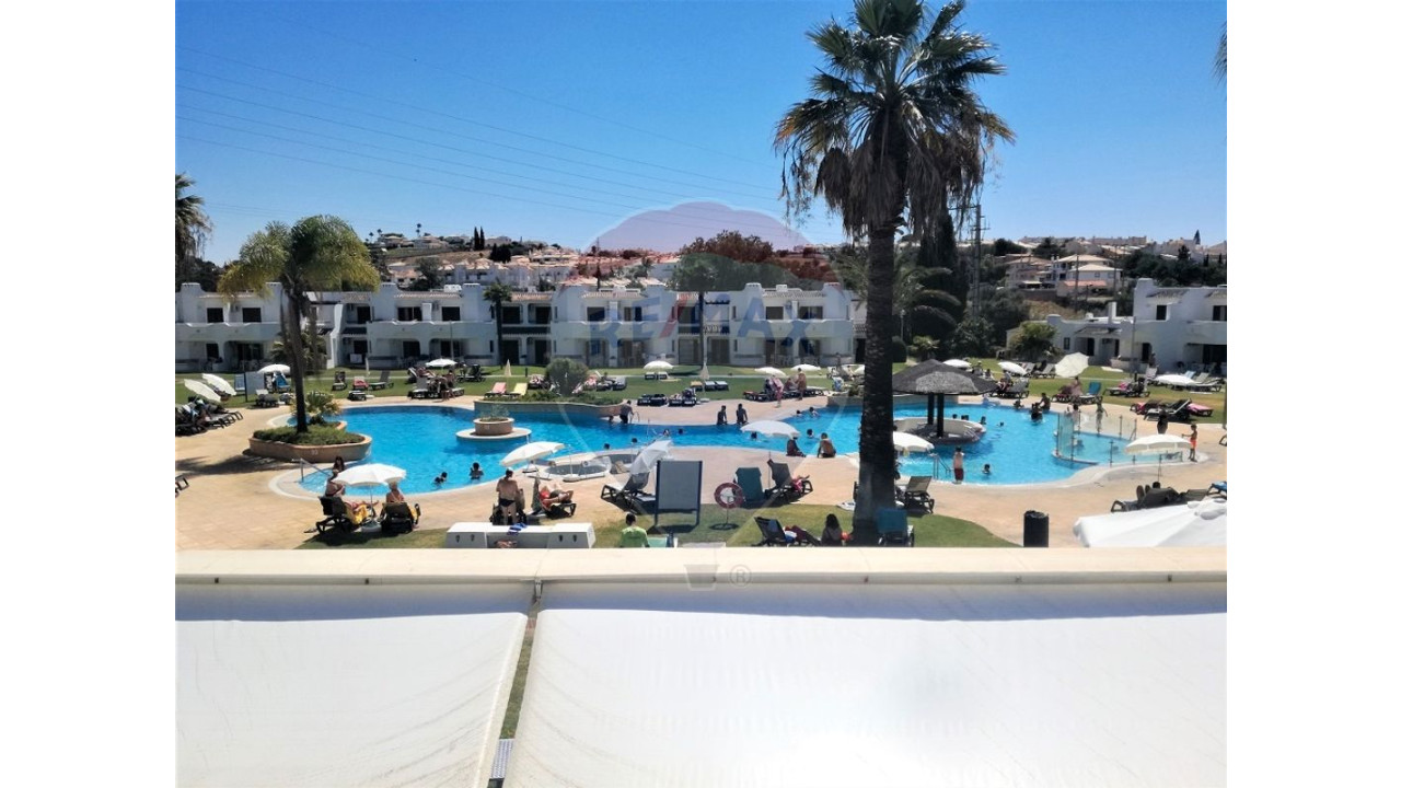 Apartamento T1 para Venda em Albufeira e Olhos de Água Foto 2