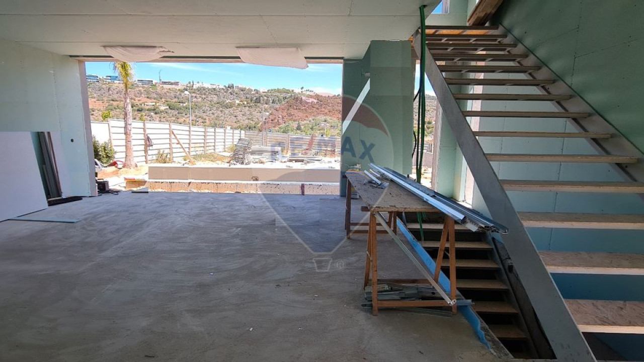 Moradia T3 para Venda em Albufeira e Olhos de Água Foto 26