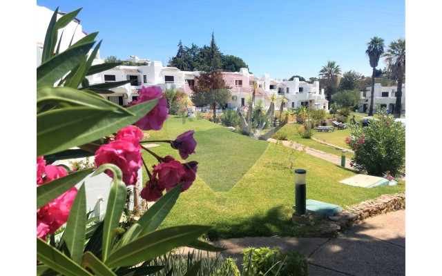 Apartamento T1 para Venda em Albufeira e Olhos de Água