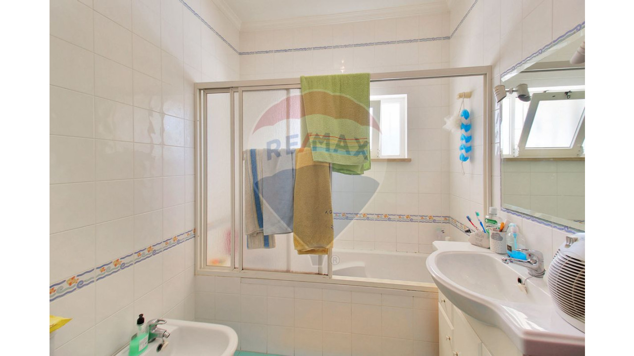 Moradia T4 para Venda em Albufeira e Olhos de Água Foto 21