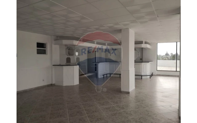 Loja para Venda em Albufeira e Olhos de Água Foto 5
