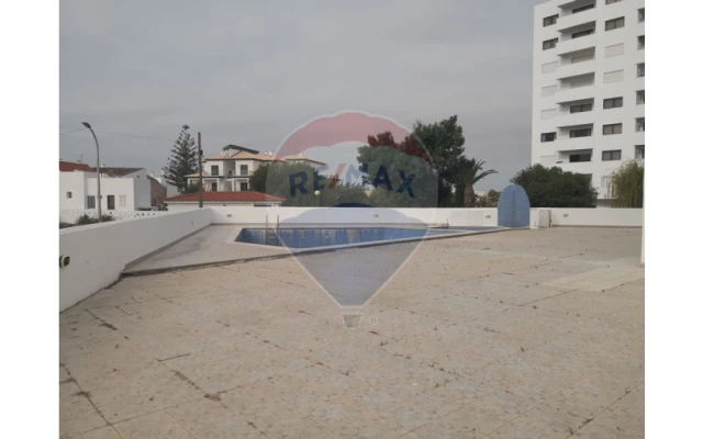 Loja para Venda em Albufeira e Olhos de Água Foto 11