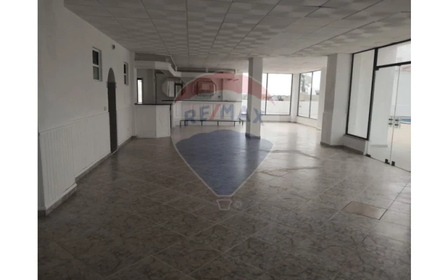 Loja para Venda em Albufeira e Olhos de Água Foto 2