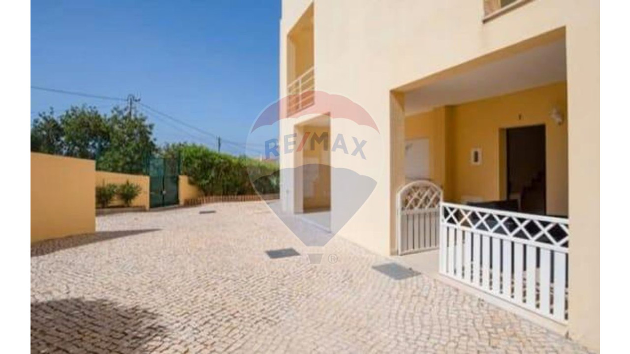 Moradia T2 para Venda em Albufeira e Olhos de Água Foto 37