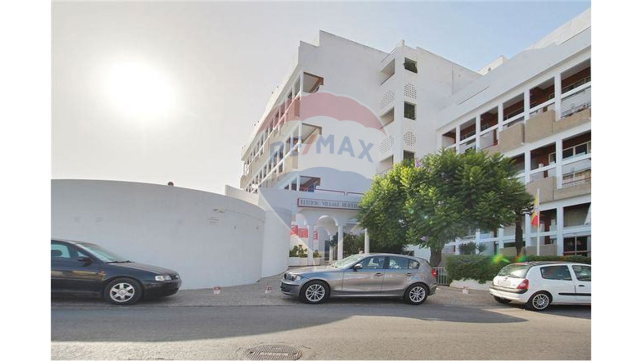 Apartamento T1 para Venda em Albufeira e Olhos de Água Foto 2