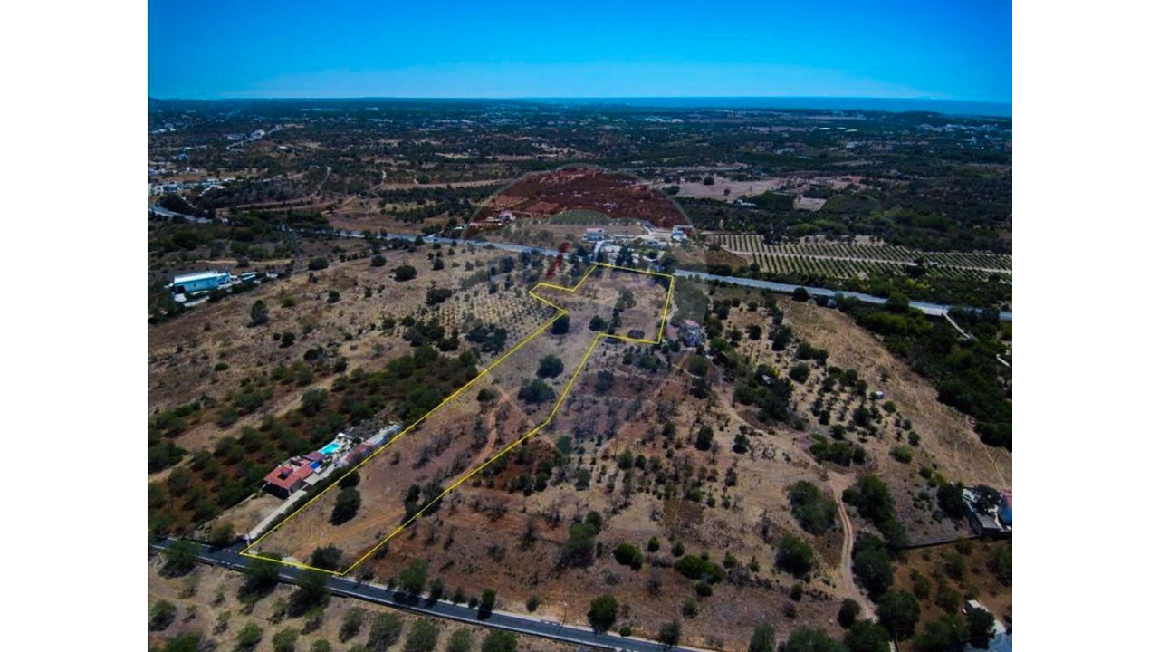 Terreno P/ Prédio para Venda em Boliqueime Foto 1