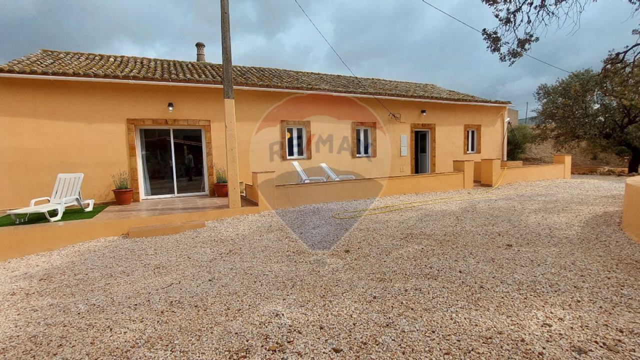 Moradia T3 para Venda em São Bartolomeu de Messines Foto 36