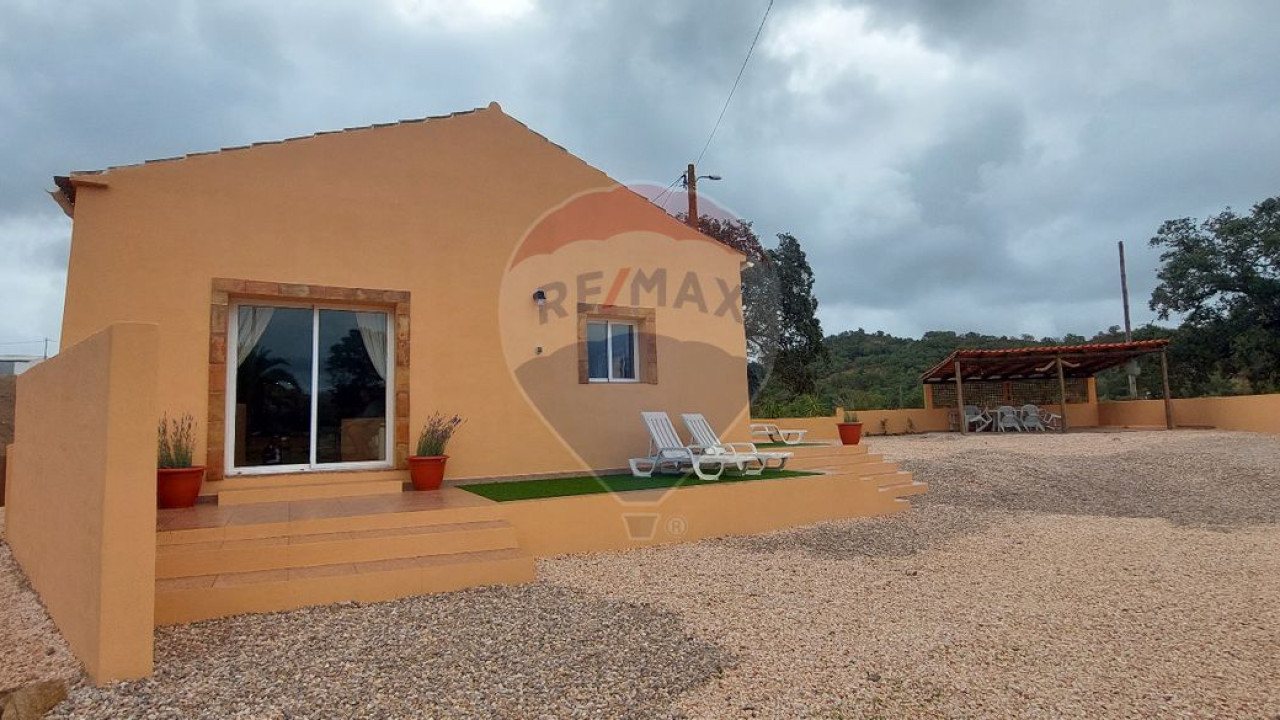 Moradia T3 para Venda em São Bartolomeu de Messines Foto 3