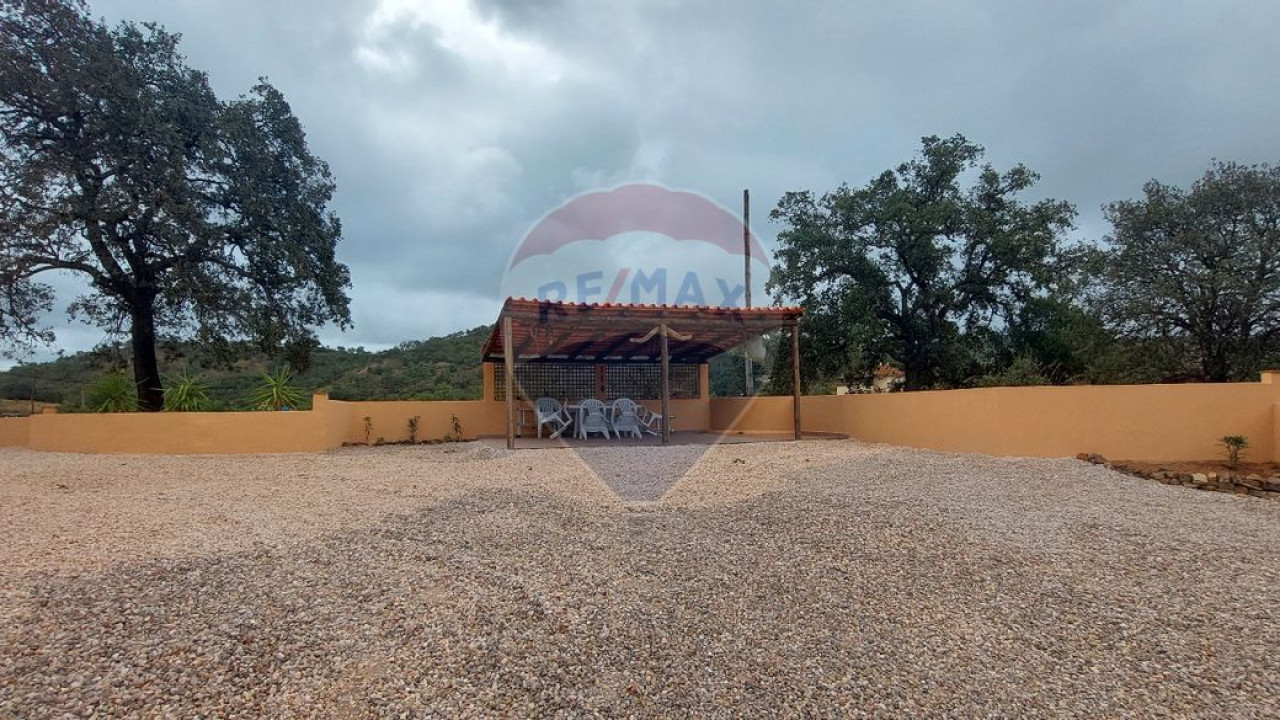 Moradia T3 para Venda em São Bartolomeu de Messines Foto 5