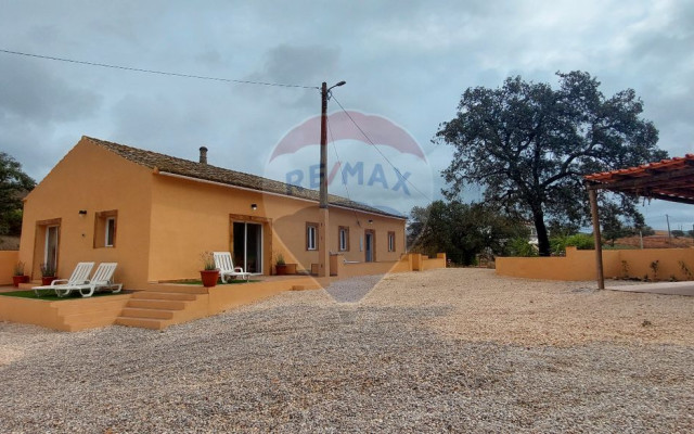 Moradia T3 para Venda em São Bartolomeu de Messines