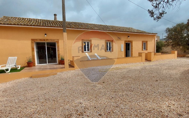 Moradia T3 para Venda em São Bartolomeu de Messines