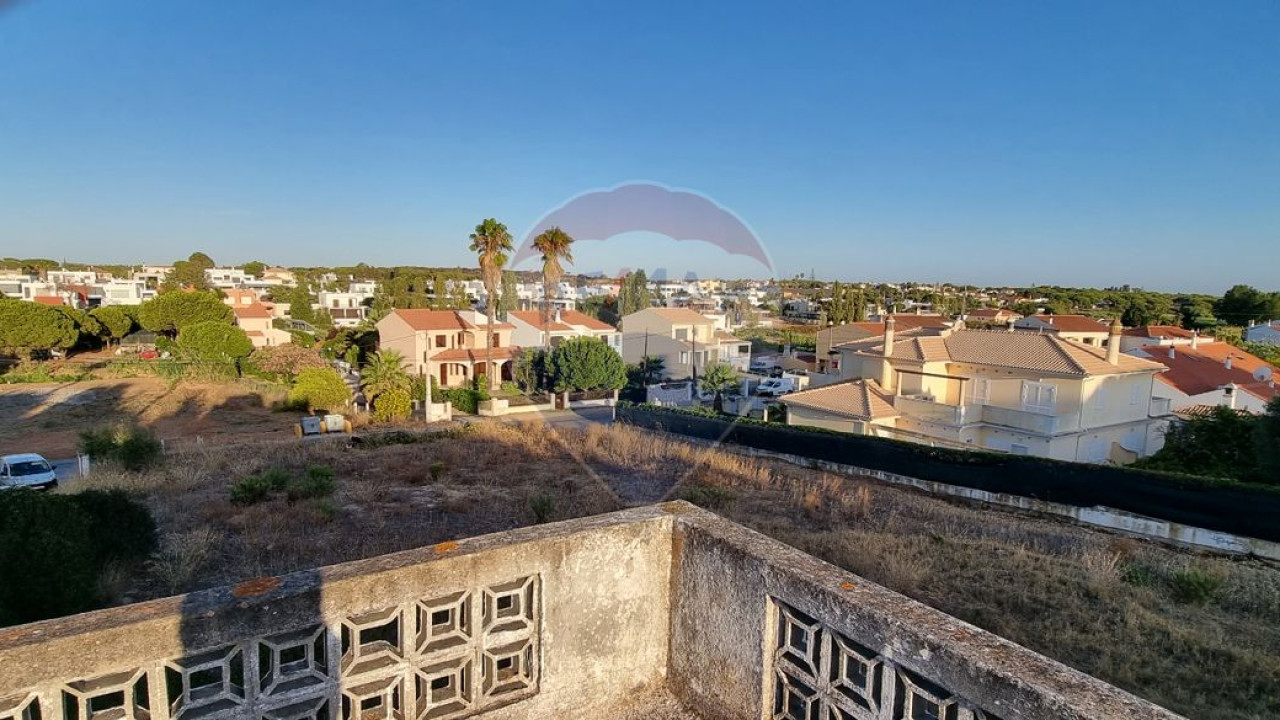 Terreno P/ Prédio para Venda em Quarteira Foto 8