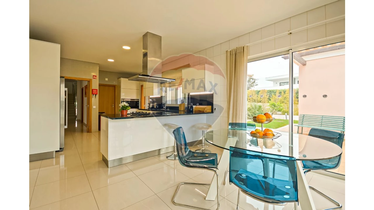 Moradia T7 para Arrendamento em Albufeira e Olhos de Água Foto 7