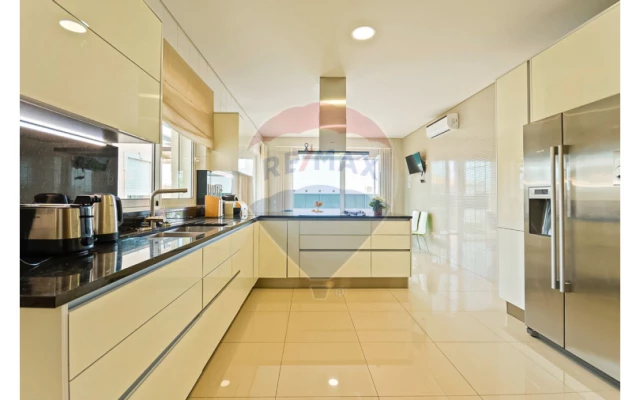 Moradia T7 para Arrendamento em Albufeira e Olhos de Água Foto 6