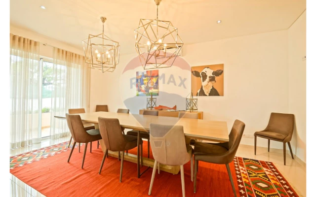 Moradia T7 para Arrendamento em Albufeira e Olhos de Água Foto 5