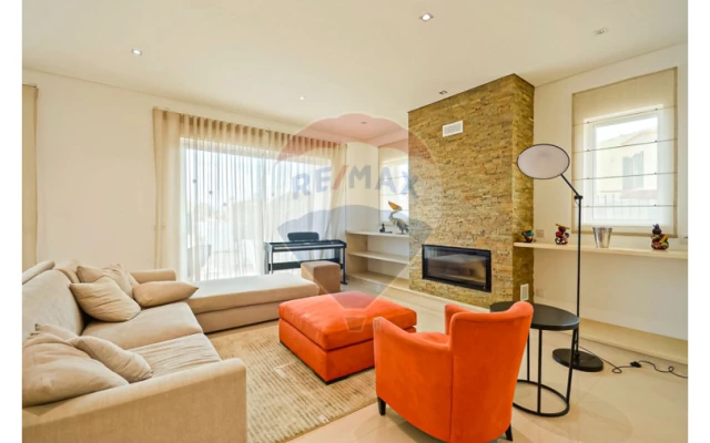 Moradia T7 para Arrendamento em Albufeira e Olhos de Água Foto 4