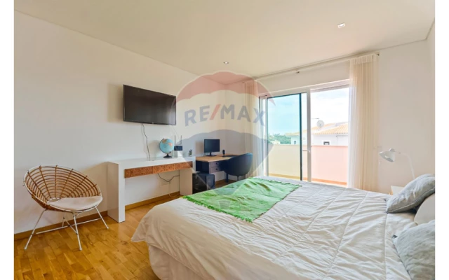 Moradia T7 para Arrendamento em Albufeira e Olhos de Água Foto 12