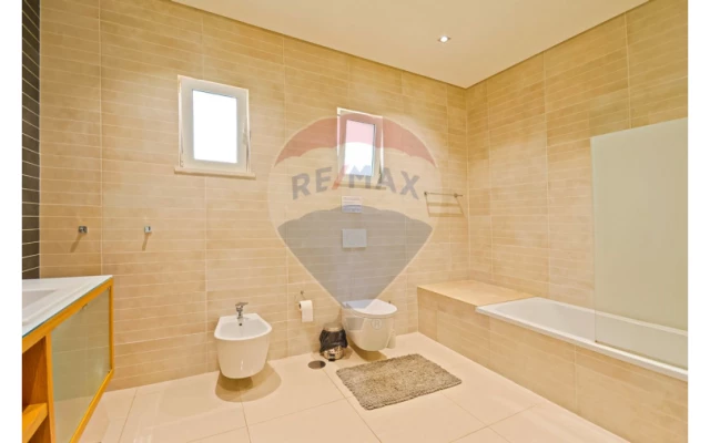 Moradia T7 para Arrendamento em Albufeira e Olhos de Água Foto 21