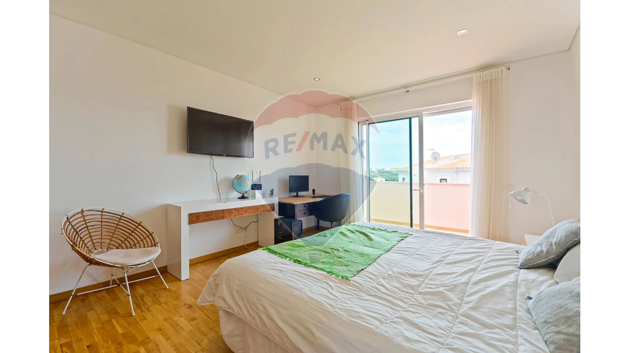 Moradia T7 para Arrendamento em Albufeira e Olhos de Água Foto 12