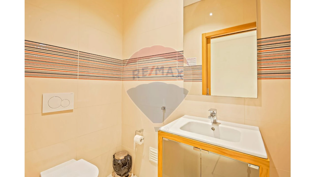 Moradia T7 para Arrendamento em Albufeira e Olhos de Água Foto 22