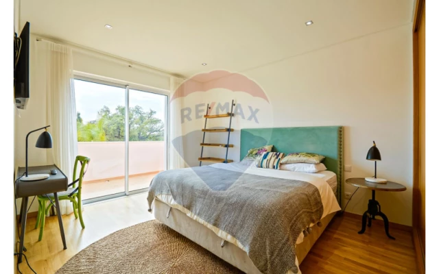 Moradia T7 para Venda em Albufeira e Olhos de Água Foto 10