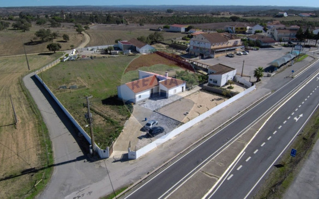 Moradia T3 para Venda em Ourique
