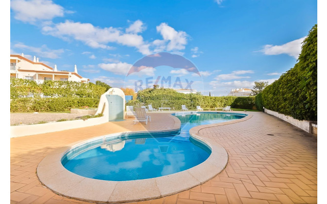 Apartamento T2 para Venda em Albufeira e Olhos de Água