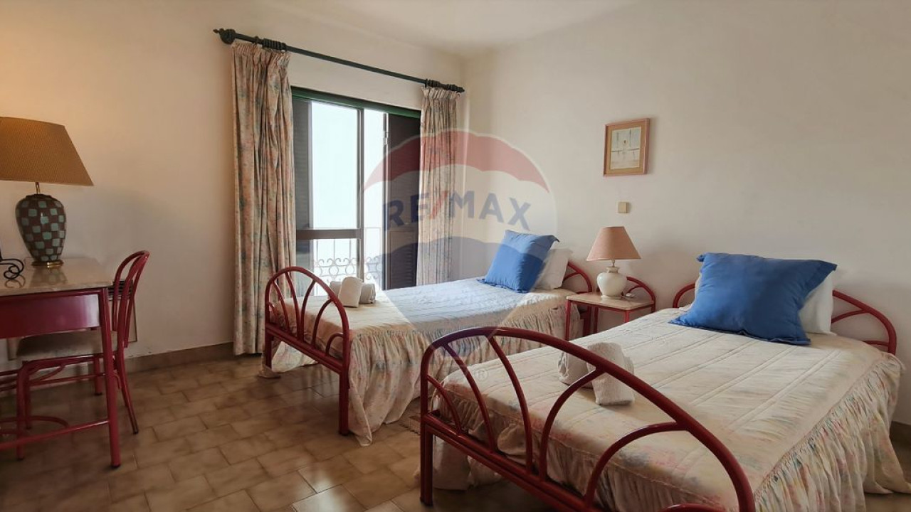 Apartamento T2 para Venda em Albufeira e Olhos de Água Foto 20