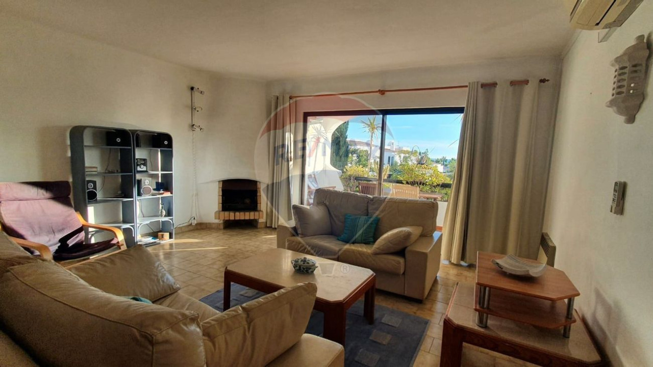 Apartamento T2 para Venda em Albufeira e Olhos de Água Foto 12