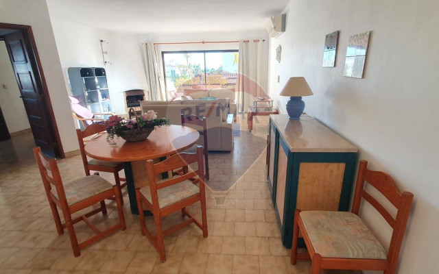 Apartamento T2 para Venda em Albufeira e Olhos de Água