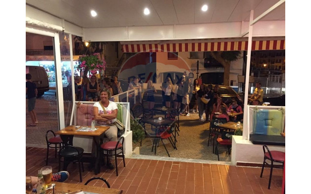 Negócio para Venda em Albufeira e Olhos de Água
