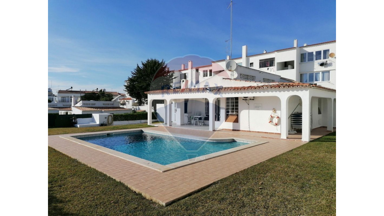Moradia T4 para Venda em Albufeira e Olhos de Água Foto 2
