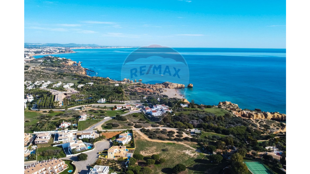 Moradia T5 para Venda em Albufeira e Olhos de Água Foto 8